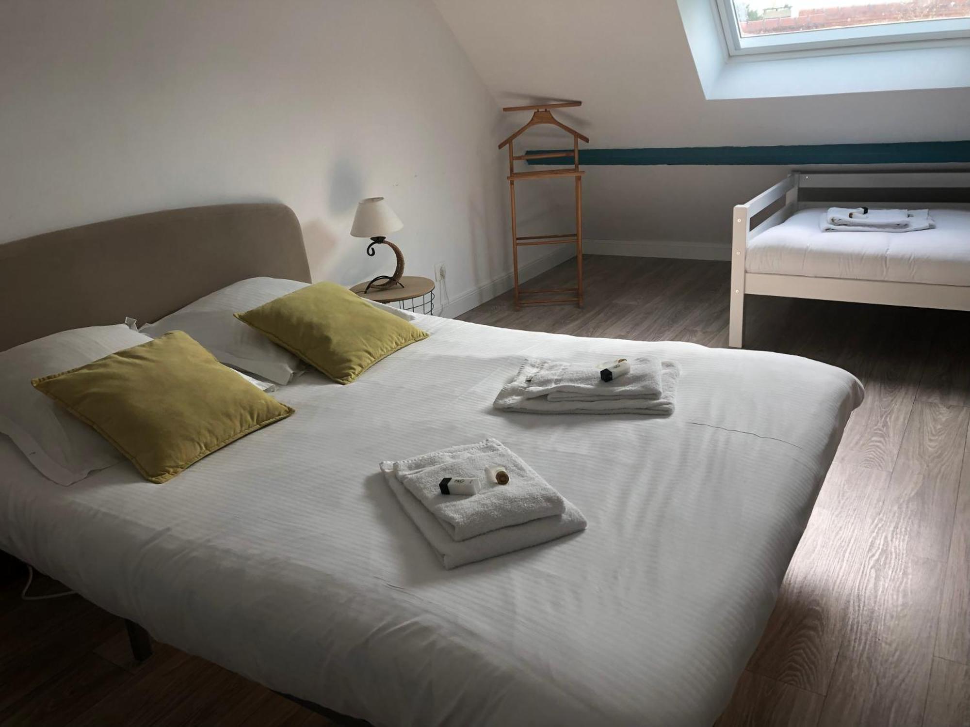 Vakantiehuis Maison Calme Avec Terrasse - Calypso